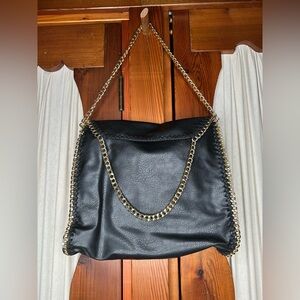 Elegant Black Chain-Trimmed Women's Bag